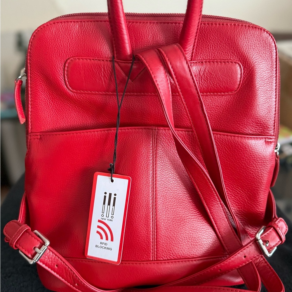 Elegant Red Women's Leather Backpack - Picture 2 of 4